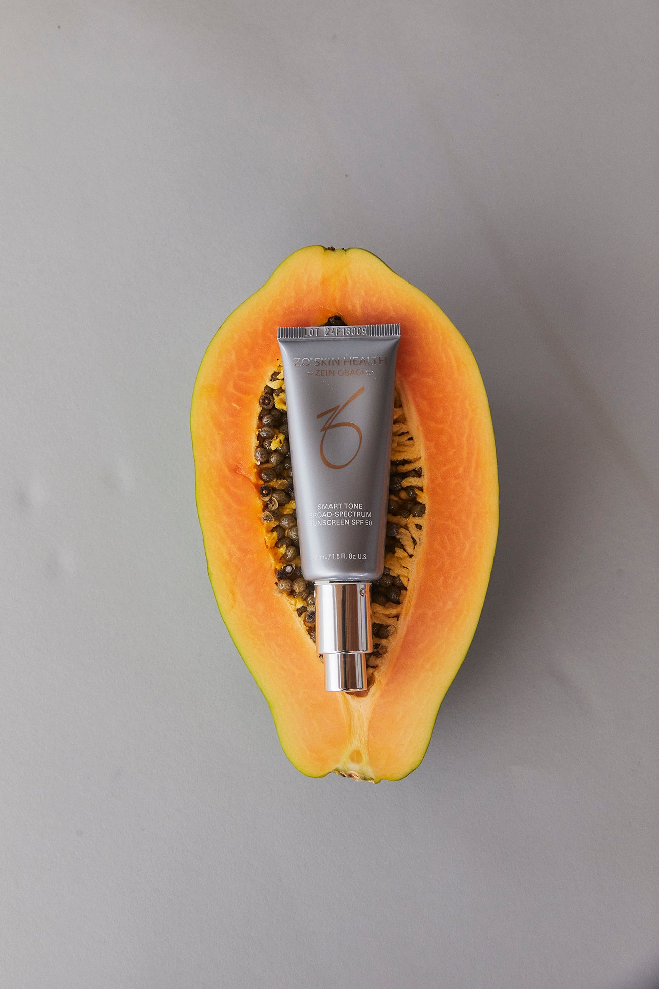 Smart Tone Broad-Spectrum SPF 50